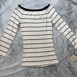 Stripped long sleeve shirt!